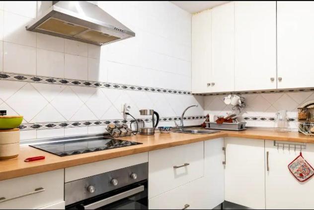 Acogedora Habitacion En Apartamento Compartido Amplio Y Centrico Grenade Extérieur photo
